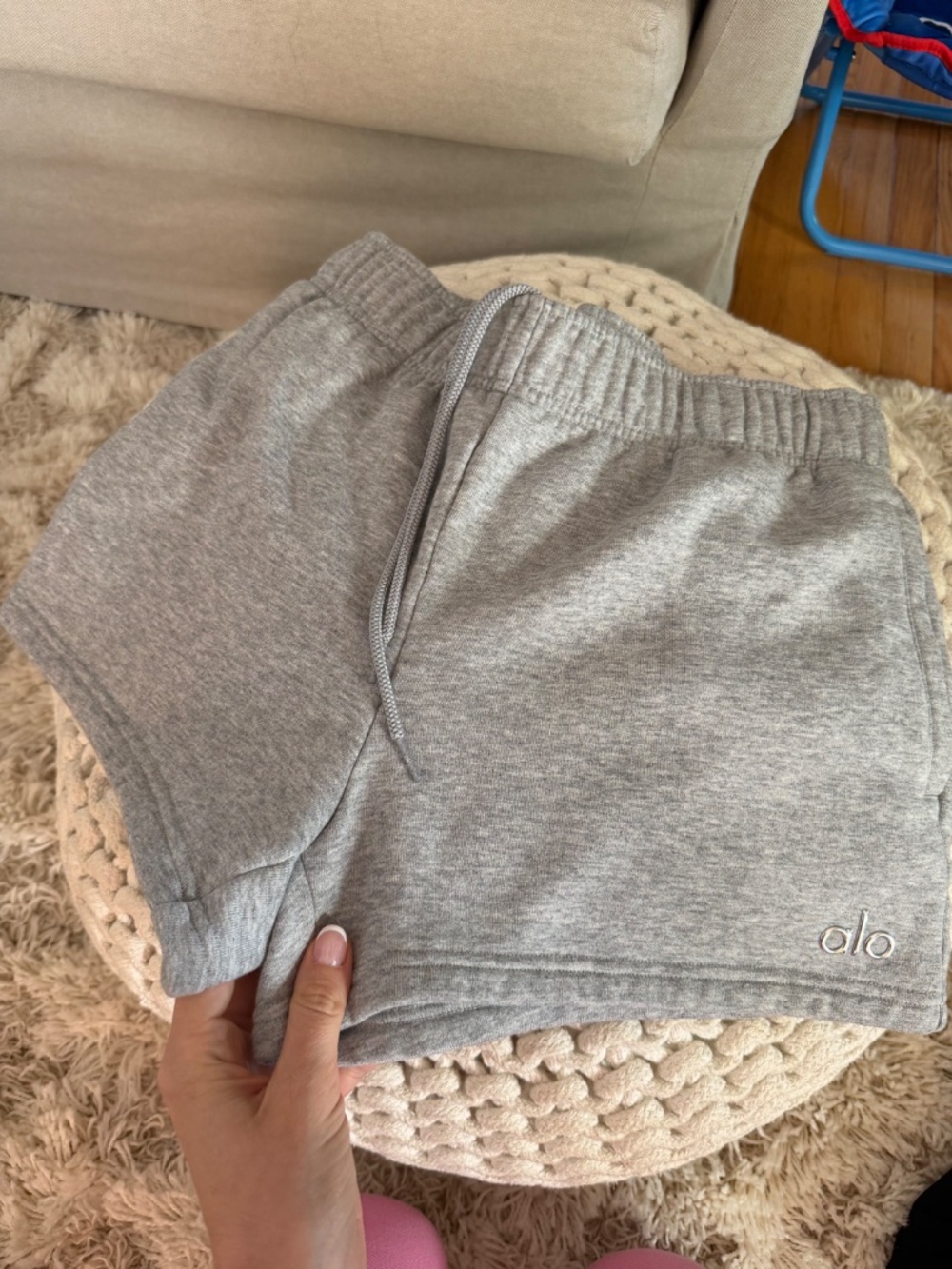 Alo Yoga Lounge Shorts – Heather Grey – Size S - Picture 4 of 5